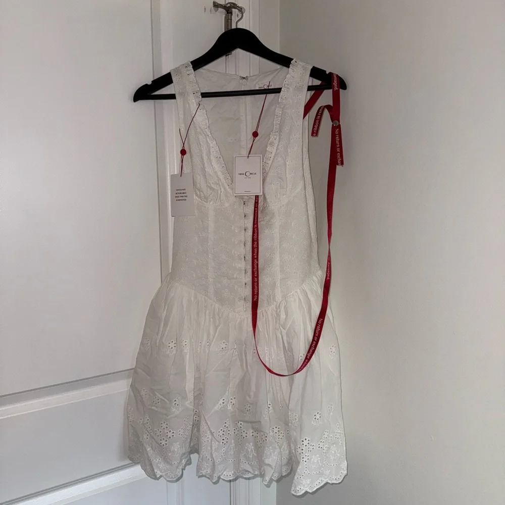 NWT🔖 Miss Circle- Eyelet Drop waist mini dress - Small - Picture 5 of 9